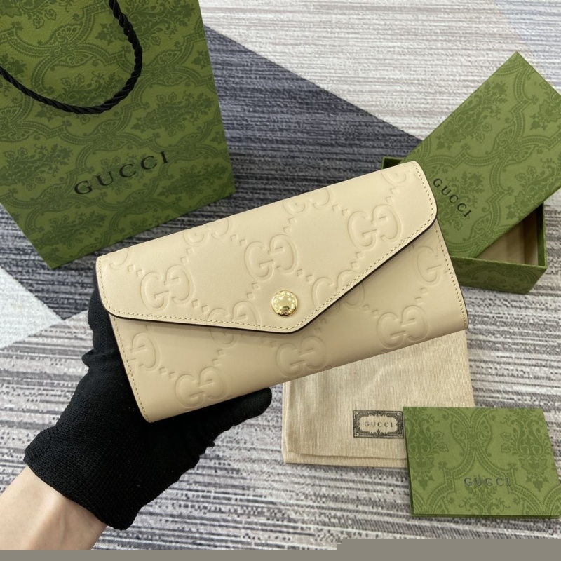 G*u*i wallets & purse